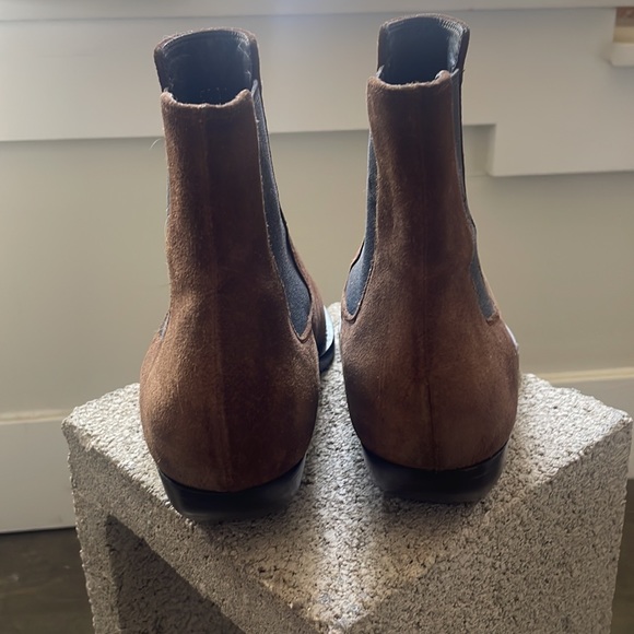 Saint Laurent Theo 45 Chelsea Ankle Boot - Picture 3 of 6